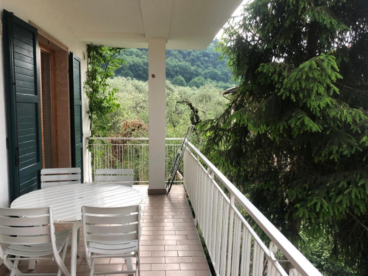 3 Rooms Apartment Whit Balcony And Lake Wiew Malcesine Ngoại thất bức ảnh