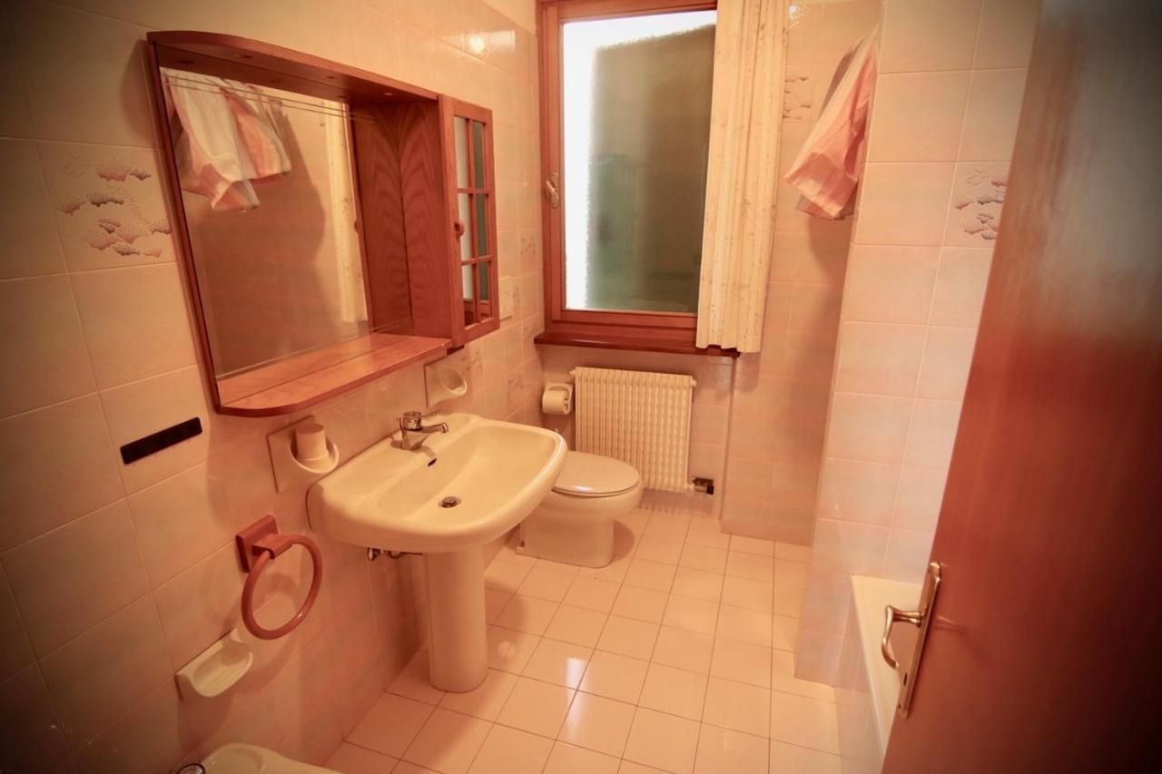 3 Rooms Apartment Whit Balcony And Lake Wiew Malcesine Ngoại thất bức ảnh